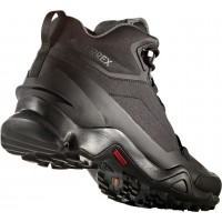 Зимние кроссовки Adidas Terrex Fastshell Mid черные